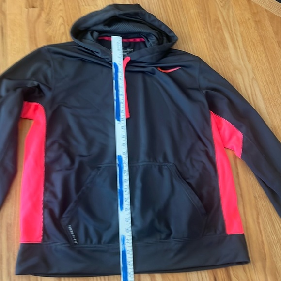 Nike Thermal fit black orange hoodie - Picture 2 of 5